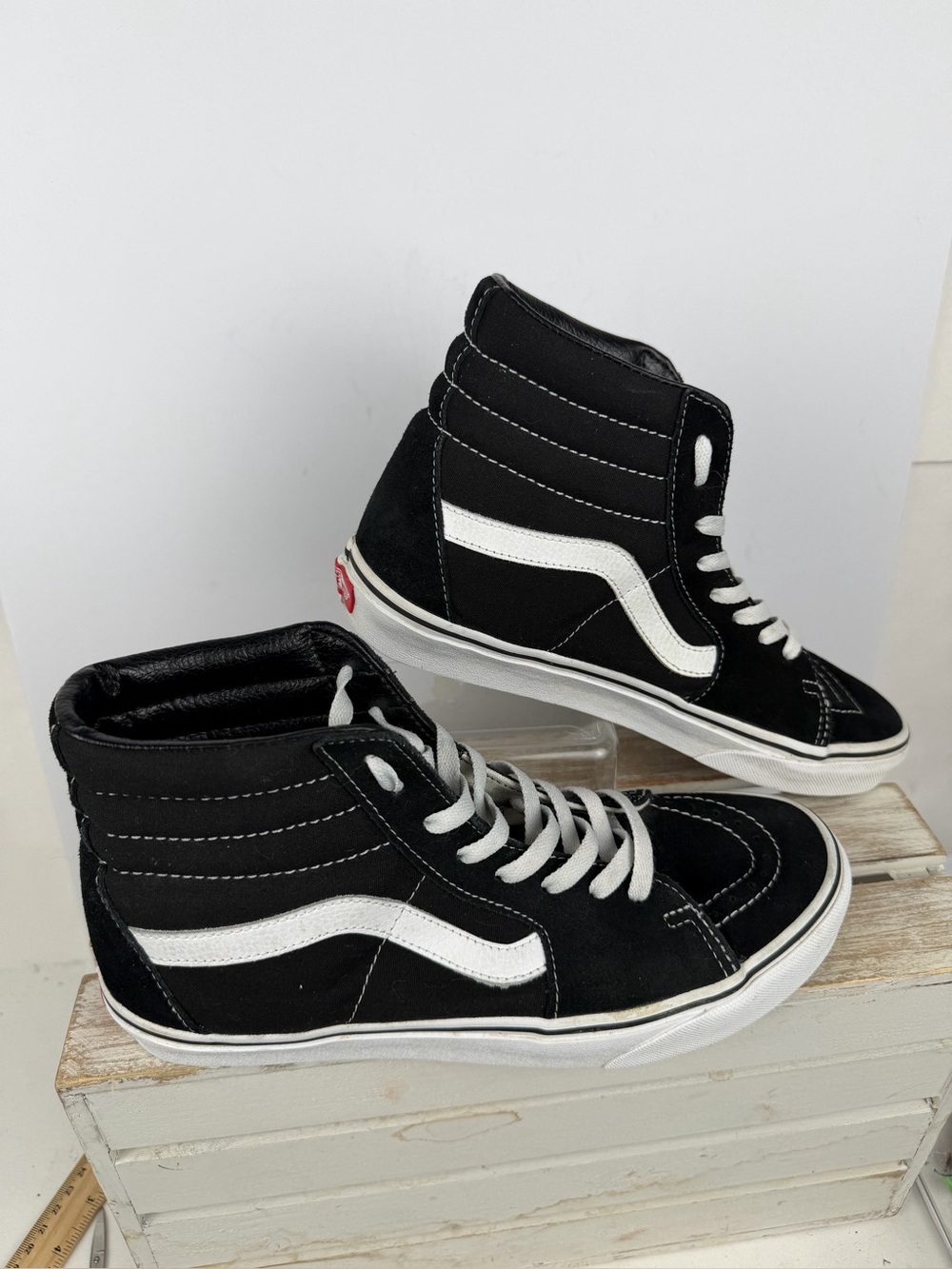 Vans Sk8-Hi high-top shoes black and white unisex sneakers size M9 W10.5
